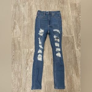 Ultra ripped Hollister jeans, size 0S.